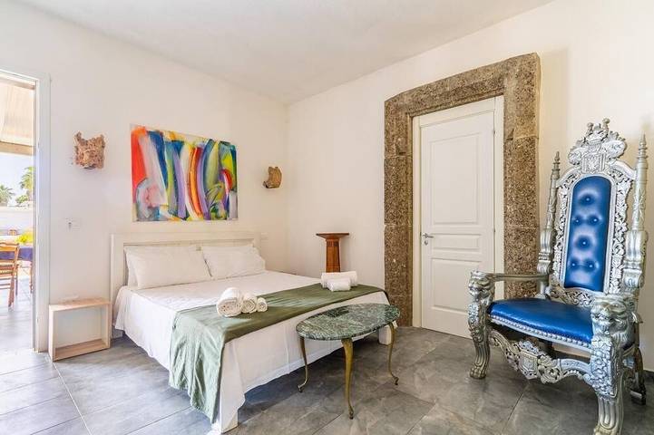 Elegant 19th-century farmhouse located 700 meters from Baia Verde, Gallipoli in Baia Verde, Golfe de Tarente