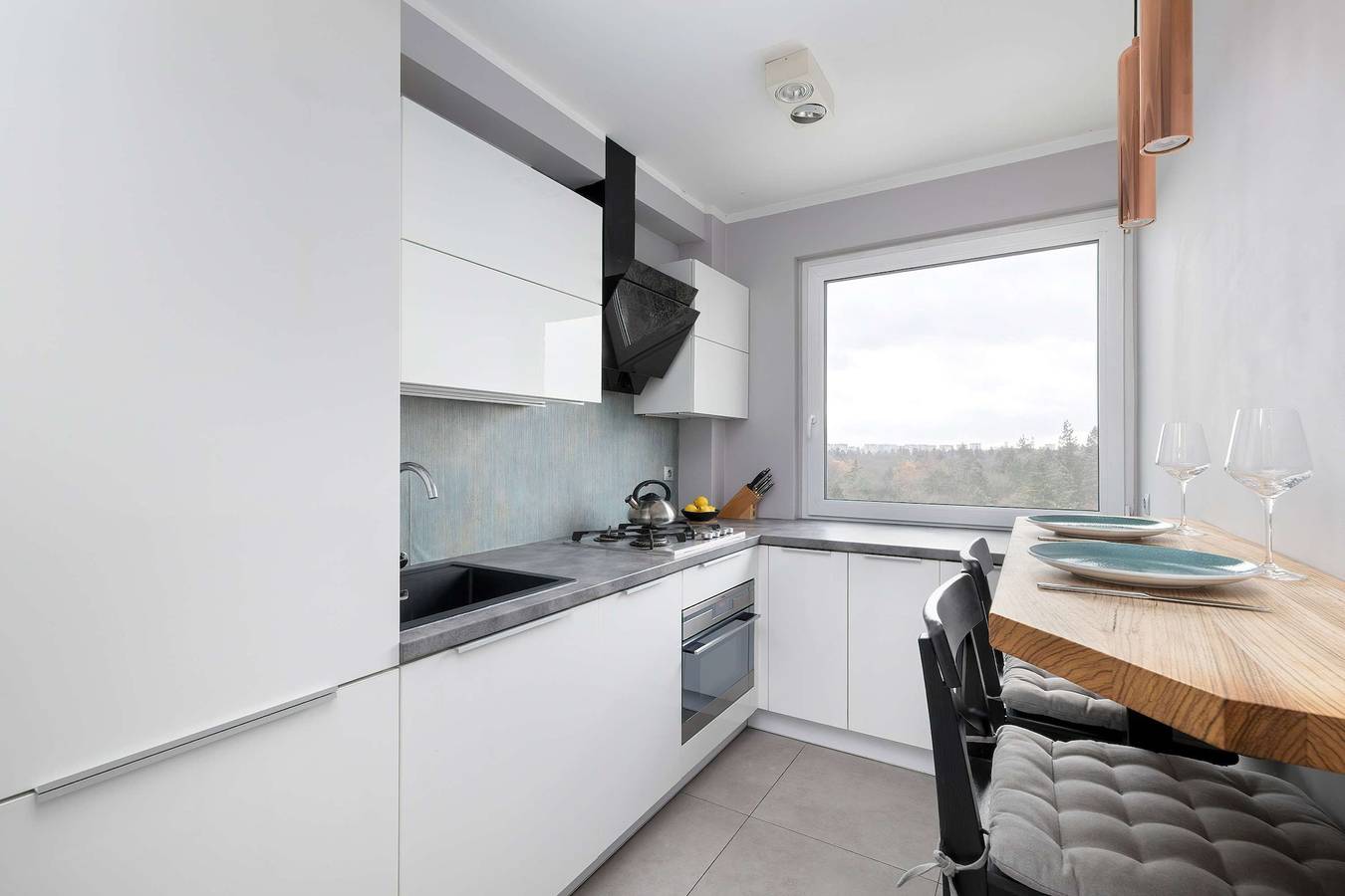 Apartamento entero, Ku S  o  cu 24A Szczecin   White and Blue Apartment with City View and Desk in Szczecin, Mar Baltico Polonia