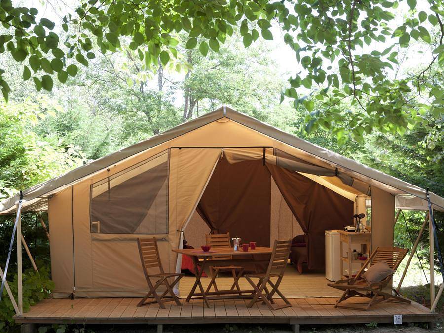Camping Romanée - Les Grottes De Roffy - Wohnzelt auz holz 4 personen - Lodge Komfort 2 Zimmer in Sainte-Nathalène, Périgord Noir