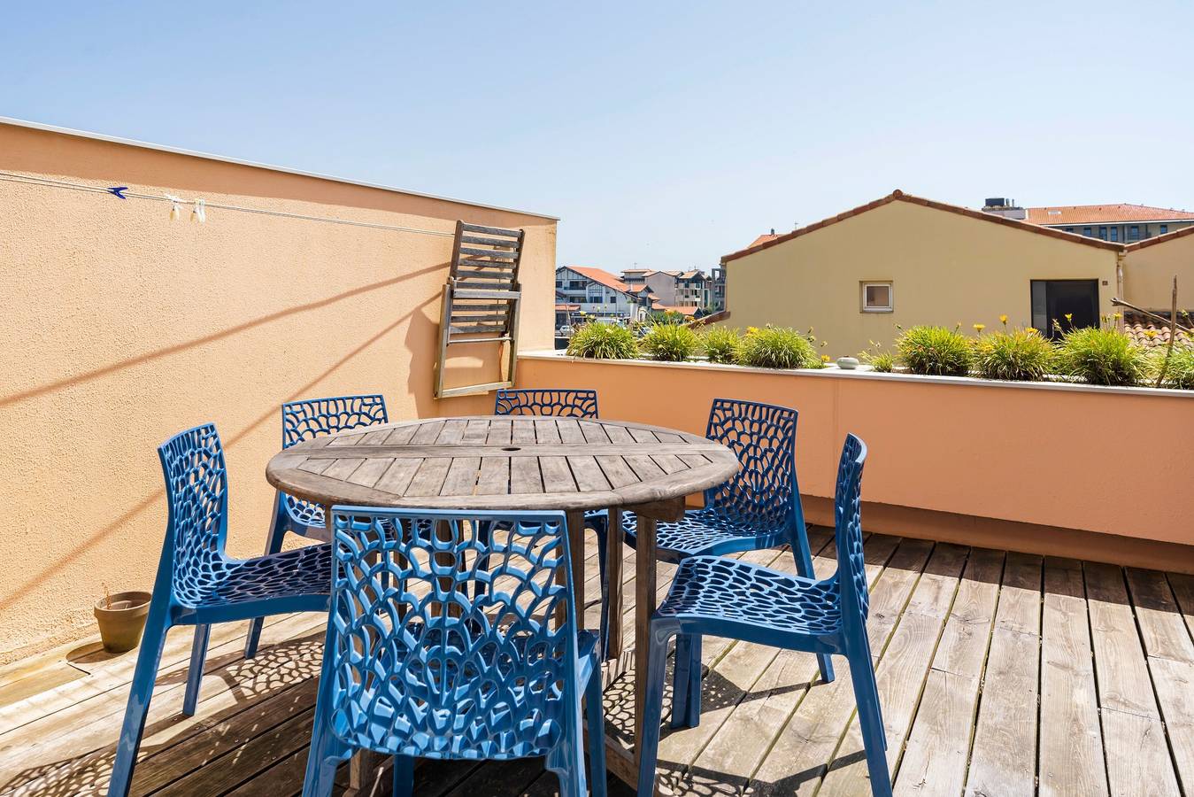 Ganze Wohnung, Ferienwohnung 'Notre Dame' mit Meerblick, privater Terrasse und Wi-Fi in Capbreton, Côte d’Argent
