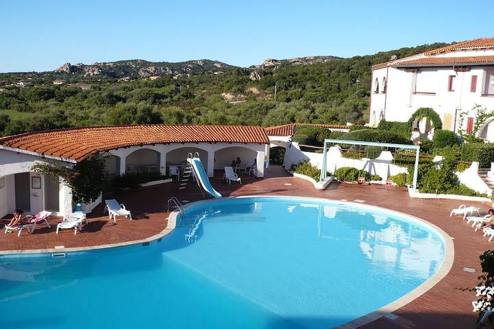 Gîte pour 6 personnes, avec piscine et jardin dans Cala Bitta