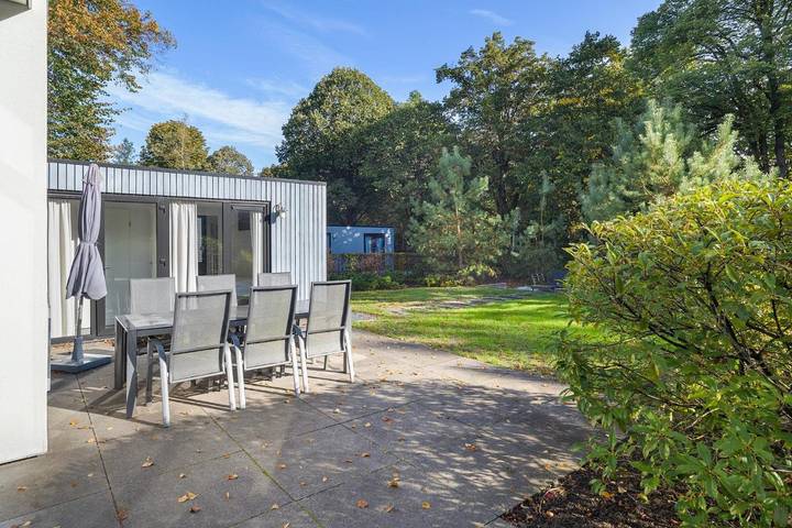 Location de vacances pour 6 personnes, avec terrasse ainsi que piscine et jardin à Arnhem - 3