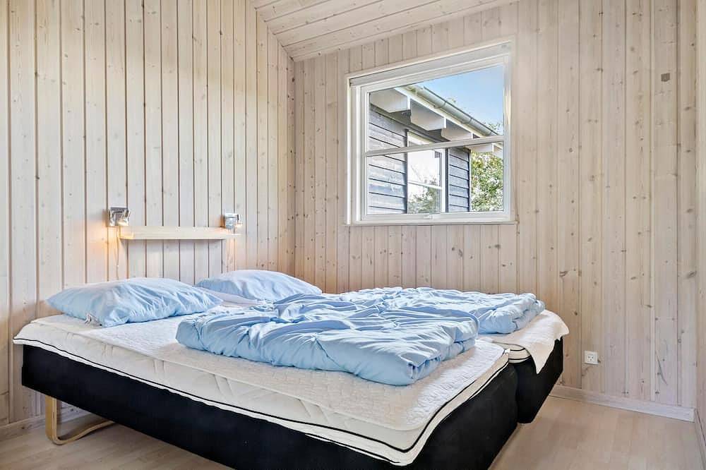 Awesome home in Idestrup with Wifi in Swedish Baltic Sea