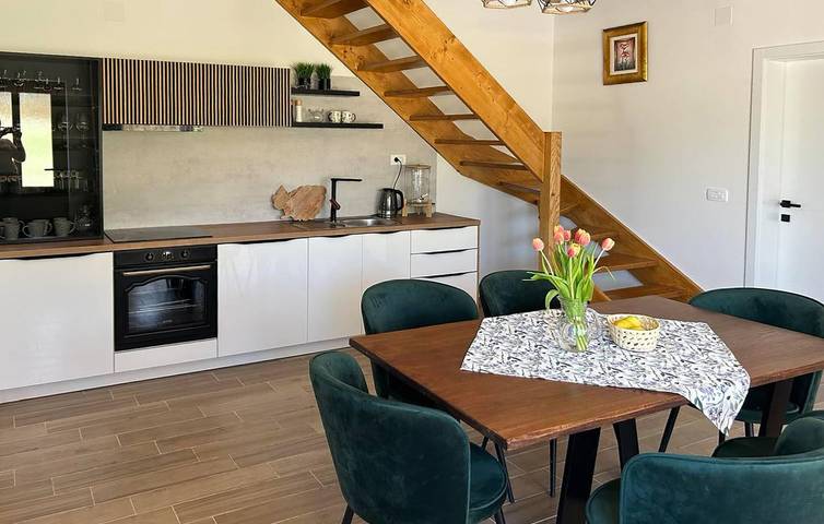 Reizende Ferienwohnung mit 1 Schlafzimmer, Pool und Terrasse, inklusive WLAN und Parkplatz in Koprivnica-Krizevci