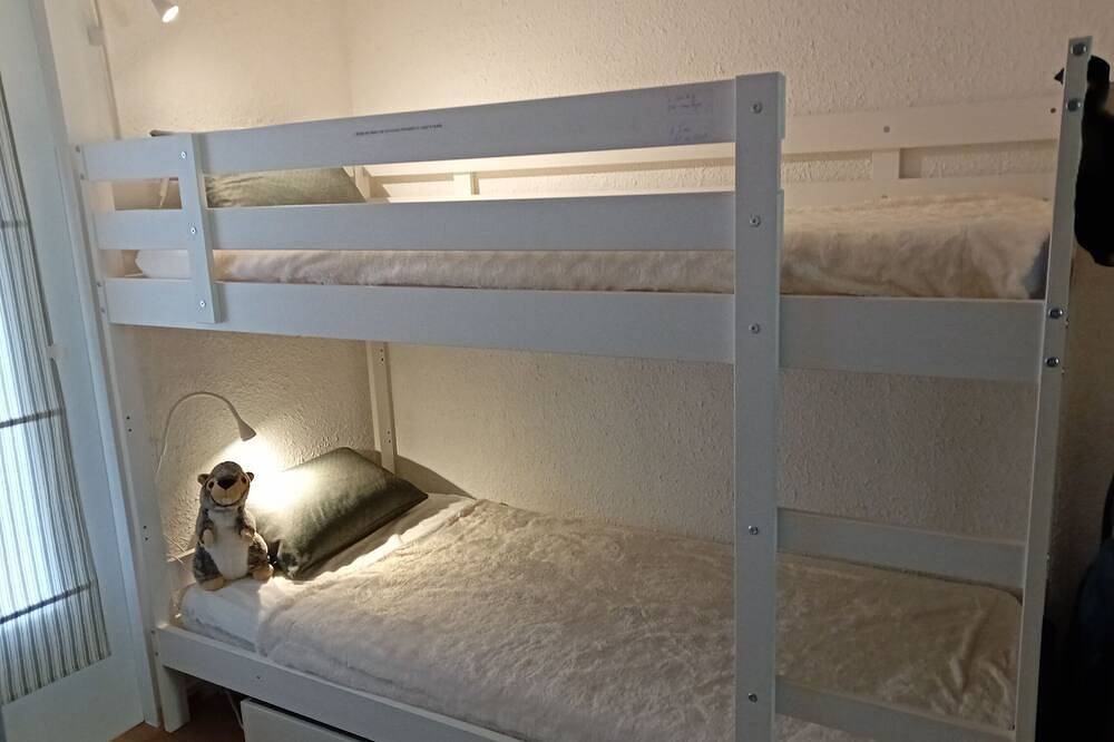 Appartement entier, Studio 31 m2 \"La Marmotte\" 4 pers avec balcon 31m2 Alpe du Grand Serre in La Morte, Parc national des Écrins