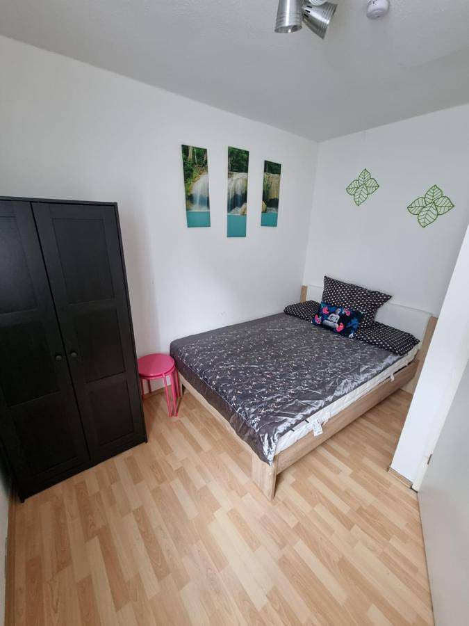 Appartement entier, Monteurwohnung App 5 in Pirmasens, Arrondissement du Palatinat-Sud-Ouest