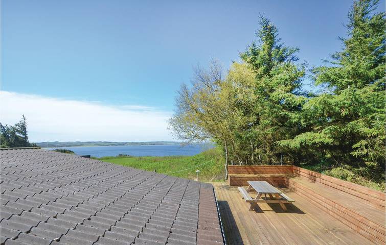 Ferienhaus für 6 Personen mit Terrasse in Humlum, Struer