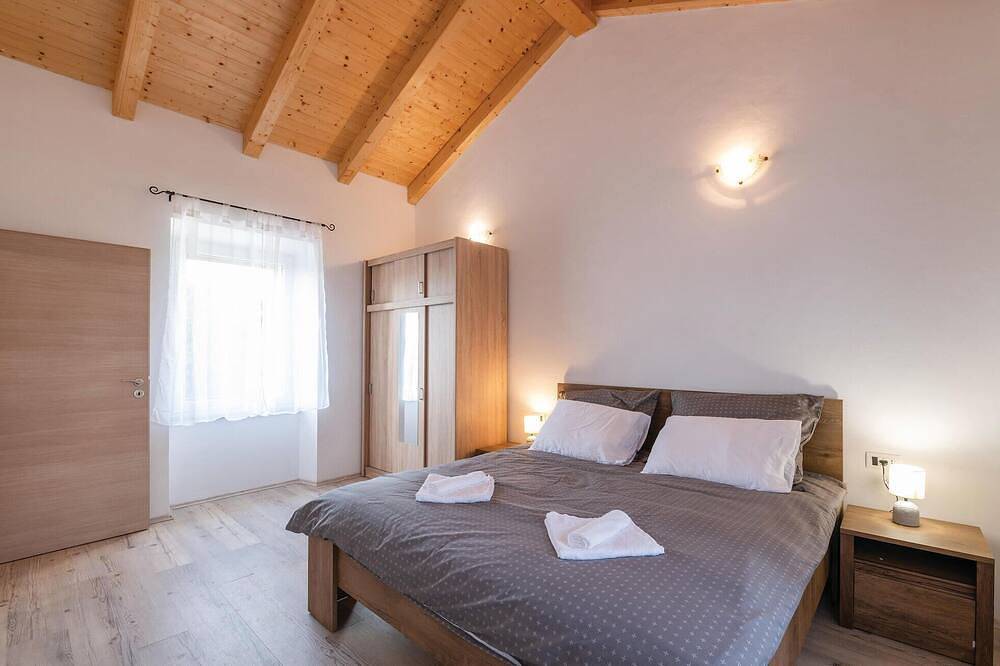 Nice home in Medulin with Wifi in Pomer, Southcoast Istria