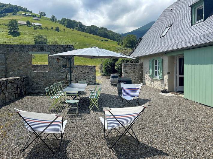 Casa vacanza per 8 persone, con terrazza e giardino a Campan