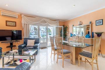 Villa pour 8 Personnes dans Castelló d'Empúries, Costa Brava, Photo 2