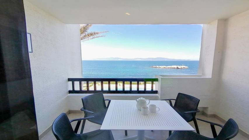 Geheel vakantieappartement, Vakantieappartement voor 4 personen met uitzicht op zee in Platja Cala Mar d'en Manassa (l'Escala), L'Escala