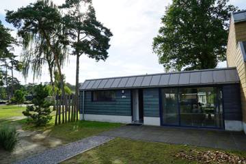 Location de vacances pour 4 personnes, avec jardin à Mol