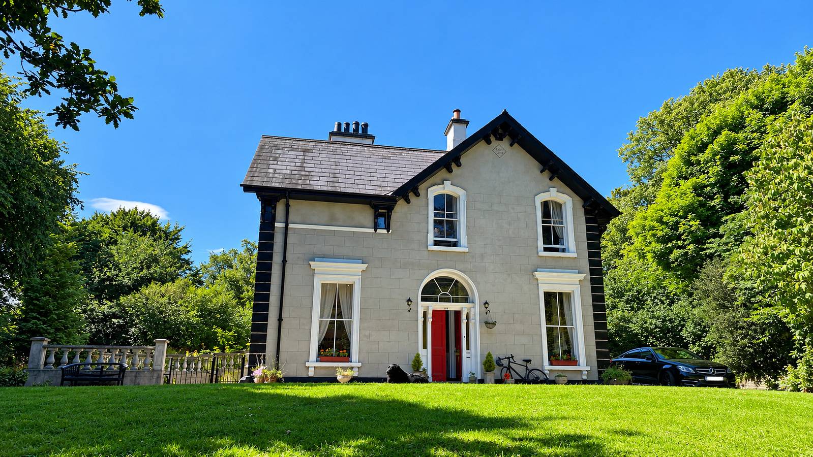 Fabulous 6-Bed Victorian Period House, Sleeps 12 in Derry, Condado de Londonderry