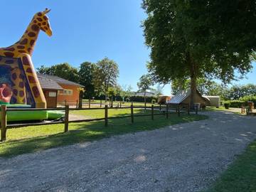 Camping voor 4 Personen in Athée, Dijon en omgeving, Afbeelding 3
