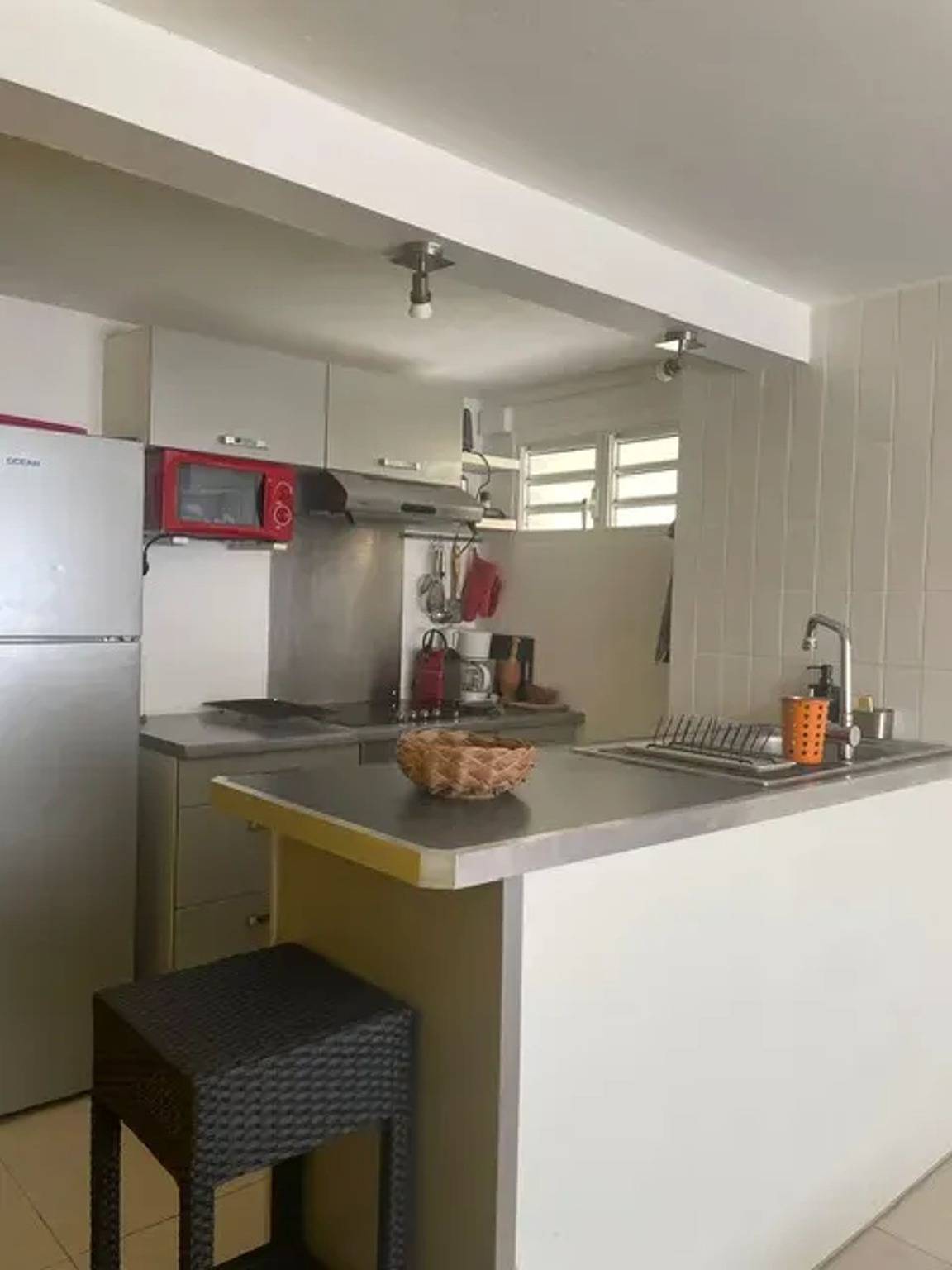 Ganze Wohnung, Apartment mit Terrasse in Fort-de-France 50 m² in Martinique