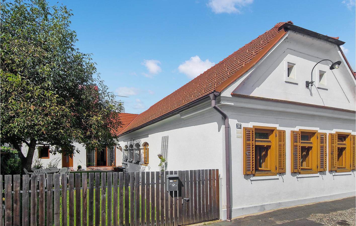 Ganze Ferienwohnung, Ferienwohnung für 4 Personen mit Terrasse in Oberwart, Südburgenland