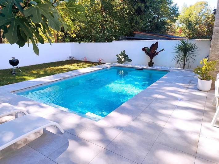 Location de vacances pour 11 personnes, avec jardin ainsi que piscine et vue à Floirac - 3