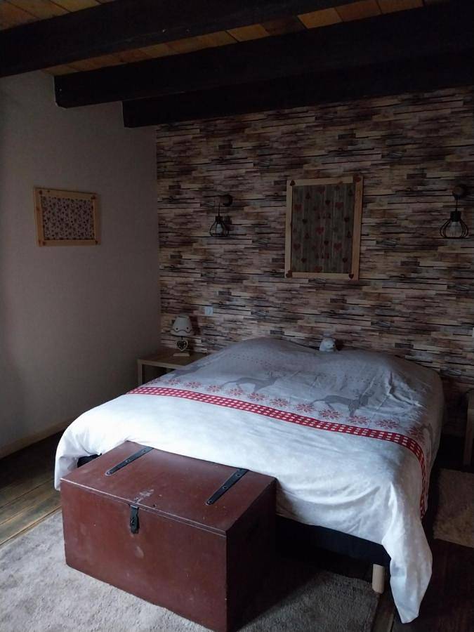 Location de vacances pour 2 personnes, avec jardin ainsi que vue et terrasse à Bussang - 2