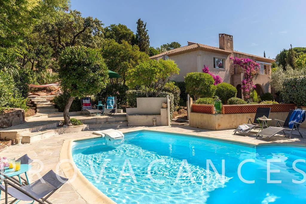Villa pour 8 personnes avec piscine in Saint-Aygulf, Fréjus