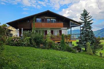 Maison de campagne pour 2 personnes, avec jardin à Aeschi bei Spiez