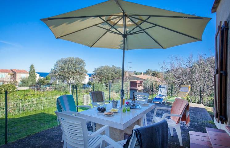 Location de vacances pour 4 personnes, avec terrasse à Monticello