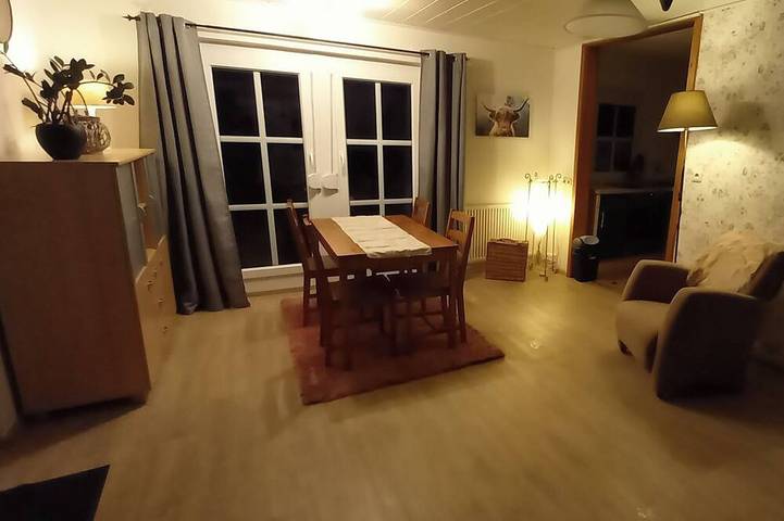 Ferienhaus für 4 Personen, mit Terrasse und Garten in Apen