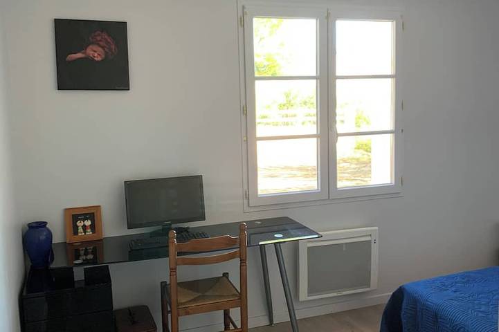 Location de vacances pour 6 personnes, animaux acceptés à La Chapelle-Hermier - 3