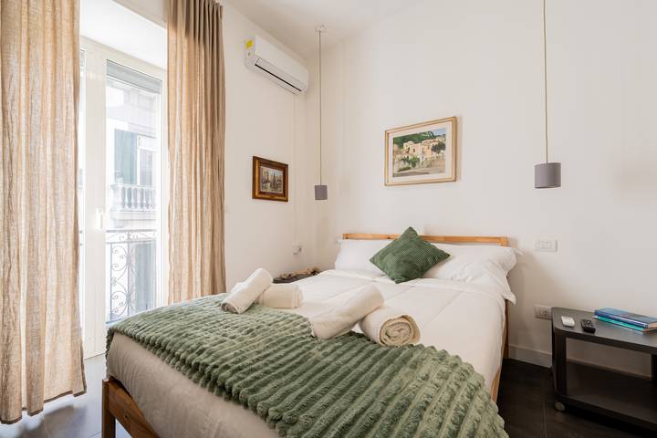 BnB für 2 Personen, mit Balkon in Neapel