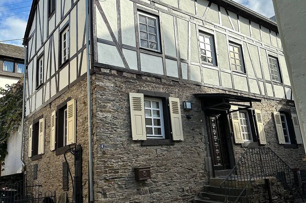 Haus Moselflair - Kernsaniert mit altem Charme - Infrarot Sauna in Neef, Cochem-Zell