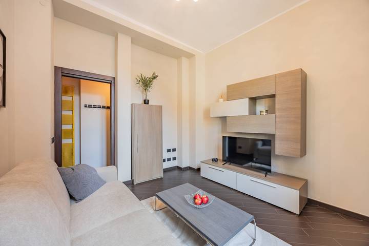 Ganze Wohnung, Eleven Maison [Centro Cuneo zona sferisterio] in Cuneo, Cuneo Provinz
