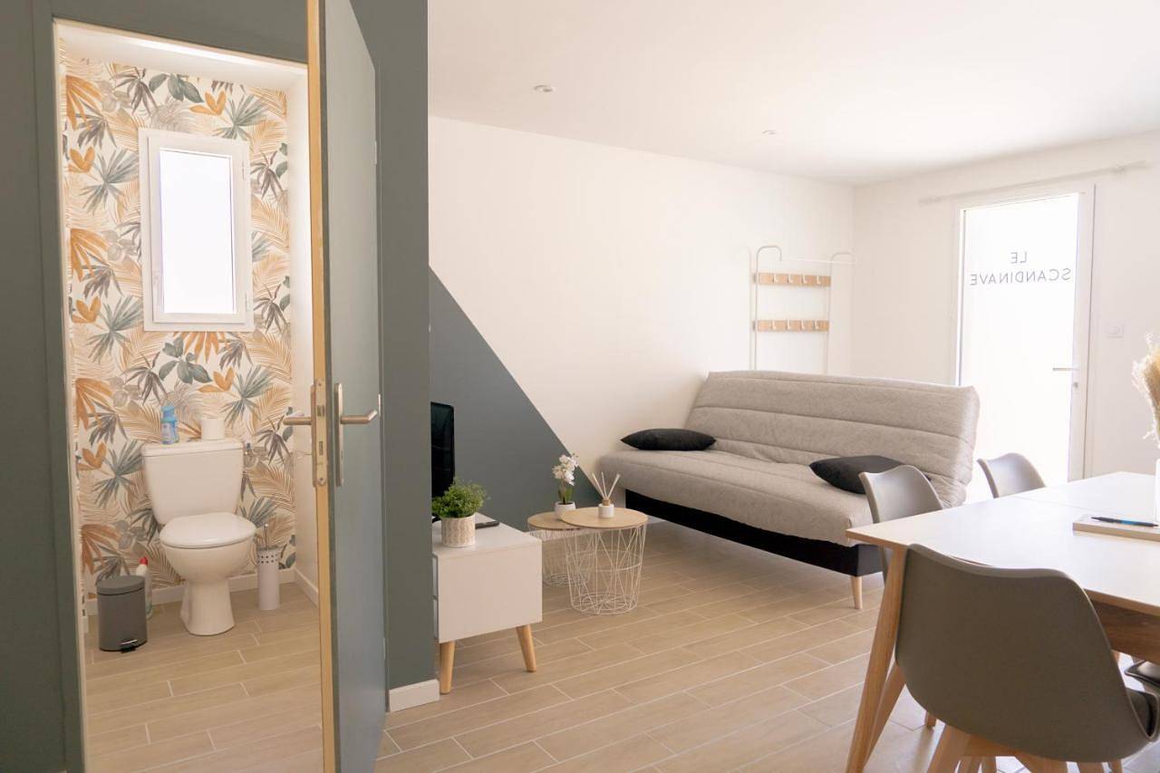 La Vie En Gîte (Le Scandinave) in Sainte-Florence (Vendée), Vallée de la Loire