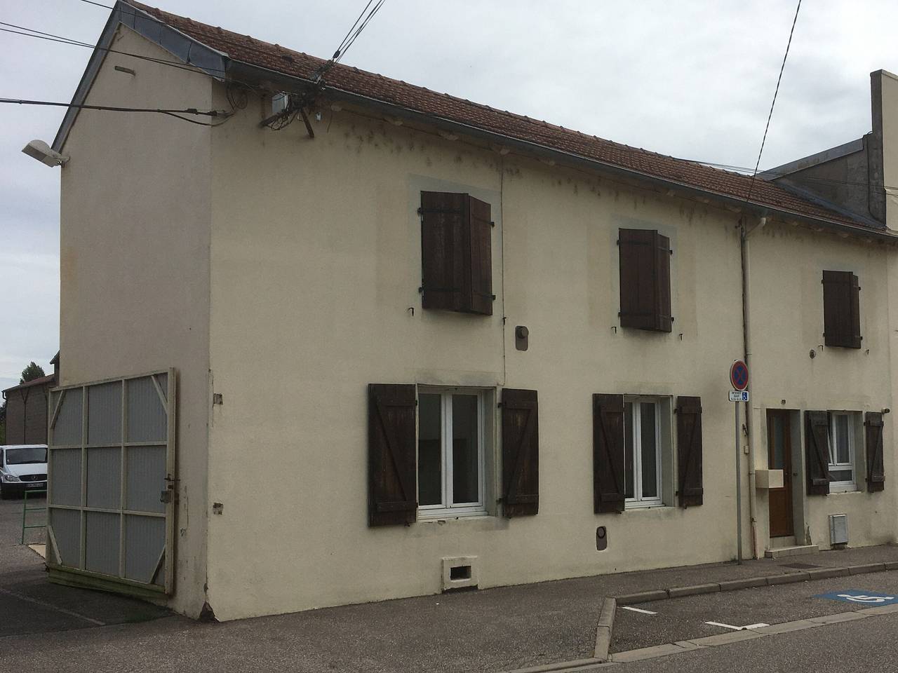 Maison calme avec 3 chambres, proche centre-ville Lunéville & gare, accès facile à Nancy in Lunéville, Région de Lunéville