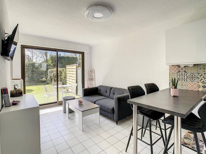 Gîte pour 2 personnes, avec Terrasse ainsi que Jardin et Vue dans Plage du Chay