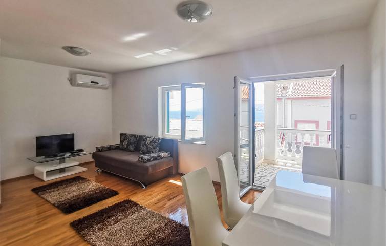 Ferienwohnung für 2 Personen, mit Garten in Novi Vinodolski - 4