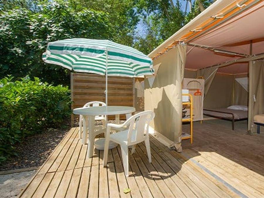 Camping Les 7 Fonts - Bungalow toilé 4 personnes - Tente Explorer | 2 Ch. | 2/4 Pers. | Sans Sdb in Agde, Côte d'Améthyste