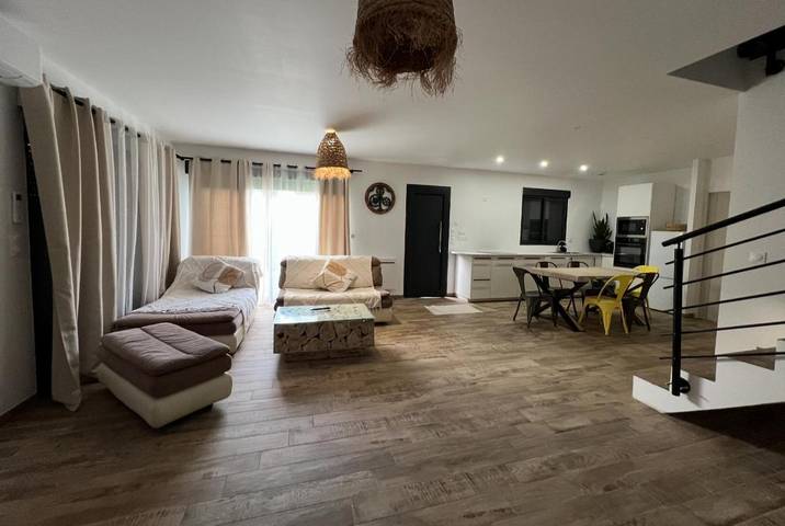 Location de vacances pour 8 personnes, avec terrasse et jacuzzi à Les Pennes-Mirabeau - 3