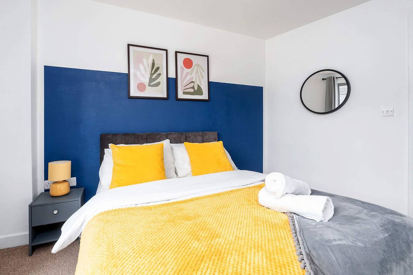 Entire apartment, 2Br 2Ba   Parking Bay   20  Discount   Sleeps 4 in Sheffield, South Yorkshire