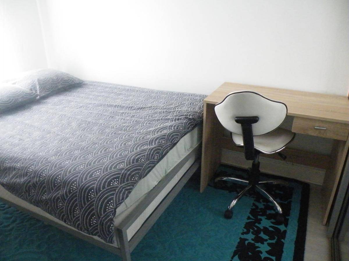 Appartement entier, Two-Bedroom Apartment in Le Mée-sur-Seine, Seine-et-Marne