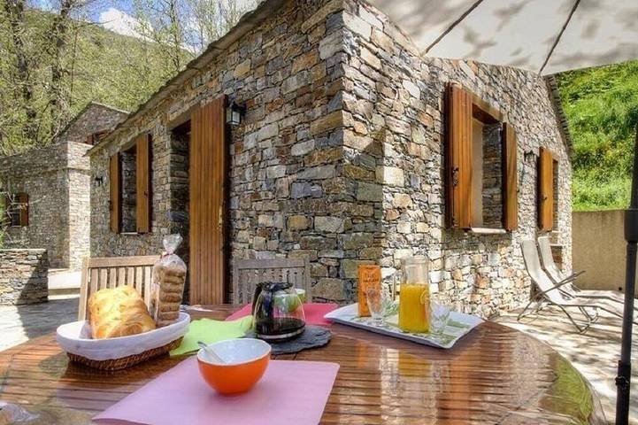 Gîte pour 5 personnes, avec terrasse et jardin dans Haute-Corse