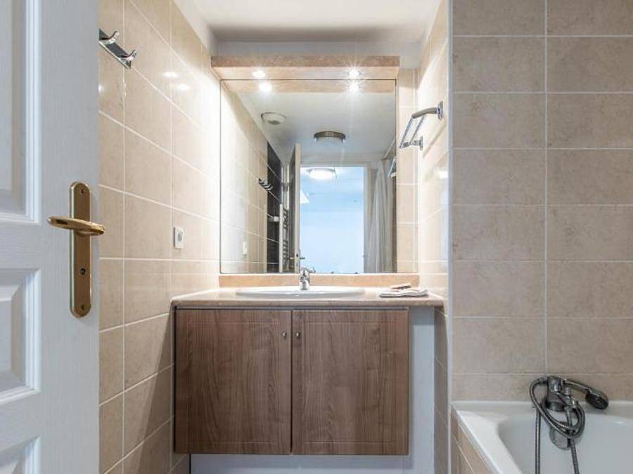 Résidence Le Crystal - Vacancéole - Studio 2 personnes in Cagnes-sur-Mer, Région de Cannes