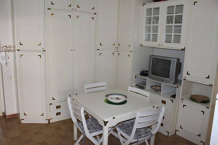 Entire apartment, Holiday apartment for 6 people with terrace in Riviera del Conero