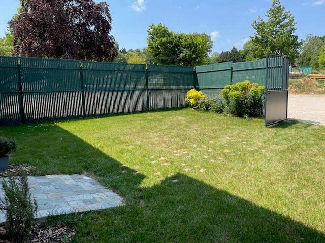 Gîte pour 6 personnes, avec jardin à Hargeville - 2