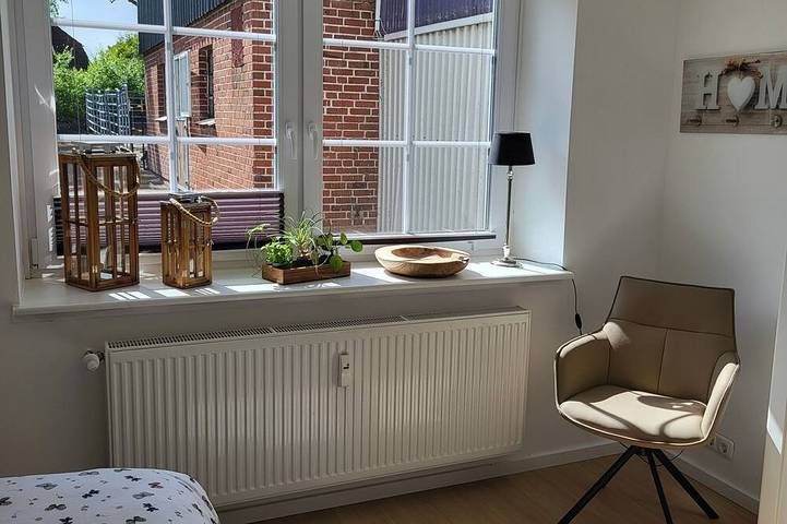 Ganze Wohnung, Moderne Ferienwohnung, 2000 m zum Naturstrand. in Hohenfelde, Südliche Ostseeküste