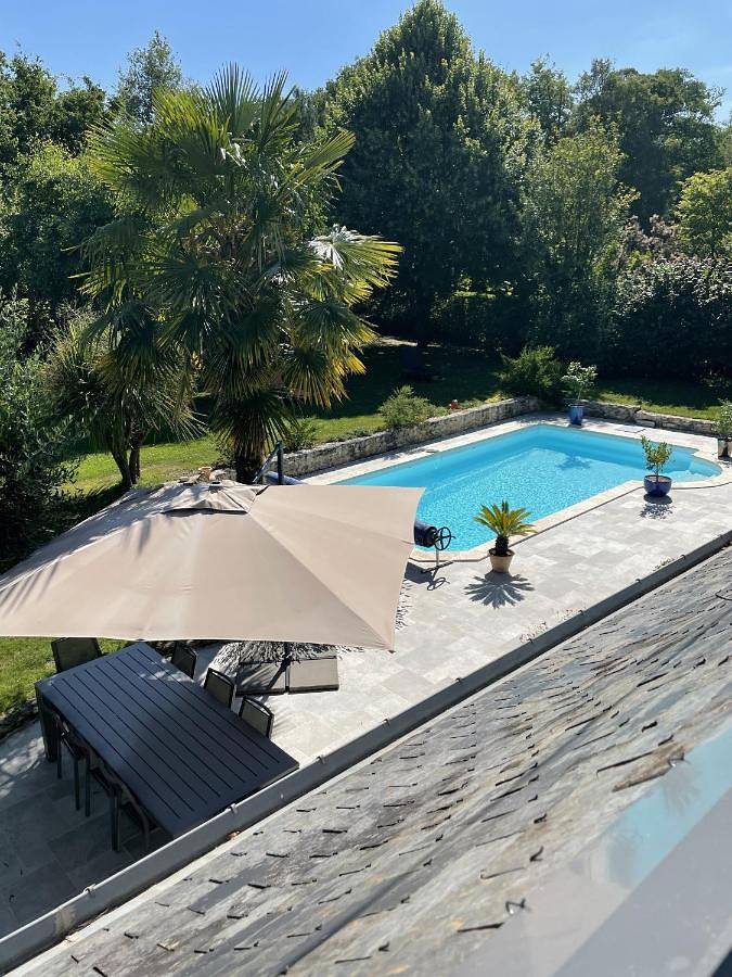 Maison de vacances pour 2 personnes, avec Terrasse et Jardin ainsi que Piscine et Vue à Esvres