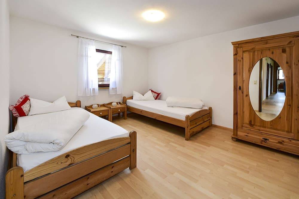 Apartamento entero, A paradise for children, an oasis for parents in Tettnang, Distrito de Bodensee
