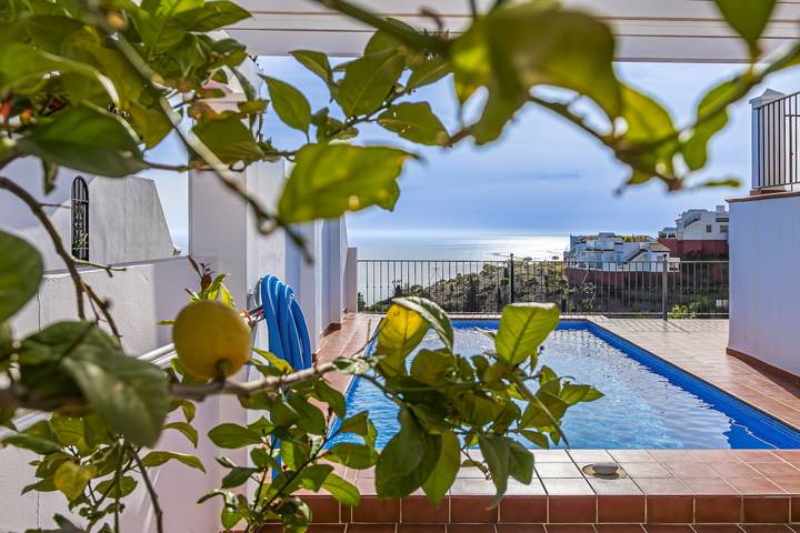 Casa rural para 4 personas, con terraza en Torrox - 2