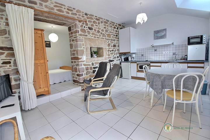 Gîte für 2 Personen, mit Terrasse und Garten in Erquy - 2