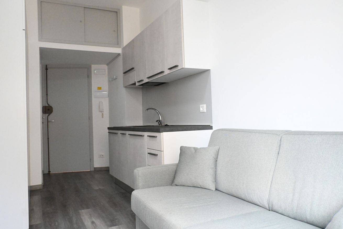 Appartamento intero, F007 – Fano, monolocale fronte mare in residence con piscina in Torrette, Valle del Metauro