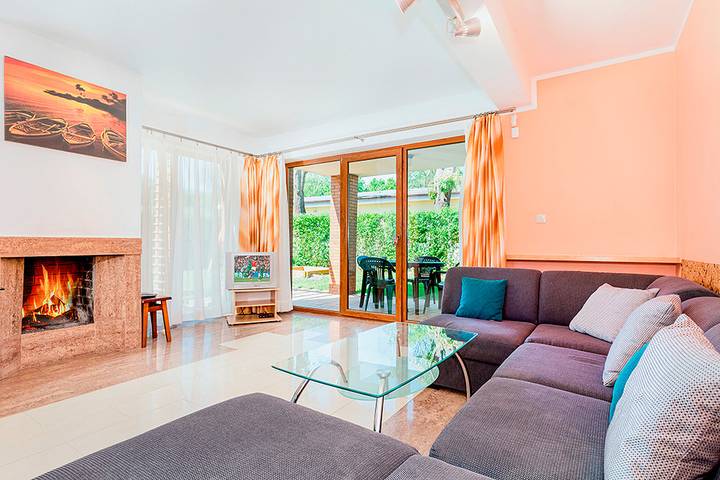 Ferienhaus für 8 Personen, mit Terrasse und Garten in Sarbinowo - 2
