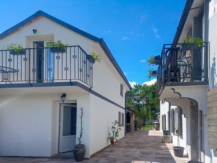 Ferienhaus für 3 Personen, mit Ausblick und Terrasse sowie Garten, mit Haustier